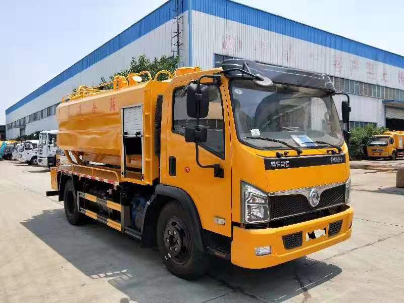 10������ͨ܇�N�۾W�c-10������ͨ܇�S��ֱ�N-��������