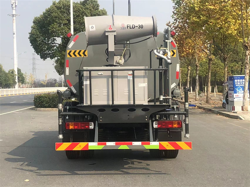 ����12���W⏴��S���։m܇�aƷ��B