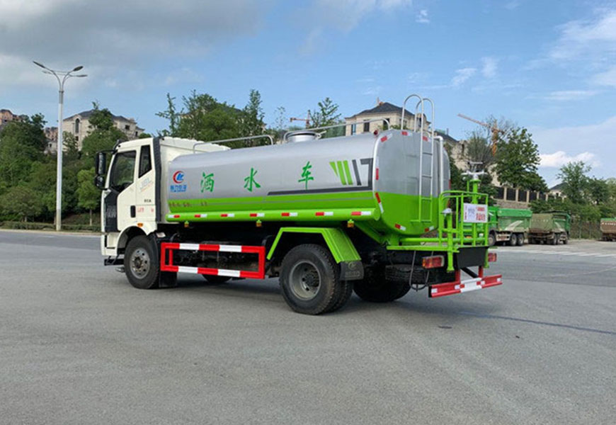 һ�����12����(gu��)����ˮ܇�DƬ����D